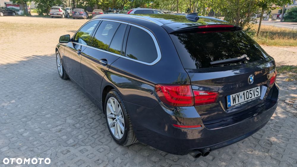BMW Seria 5 530d xDrive - 4