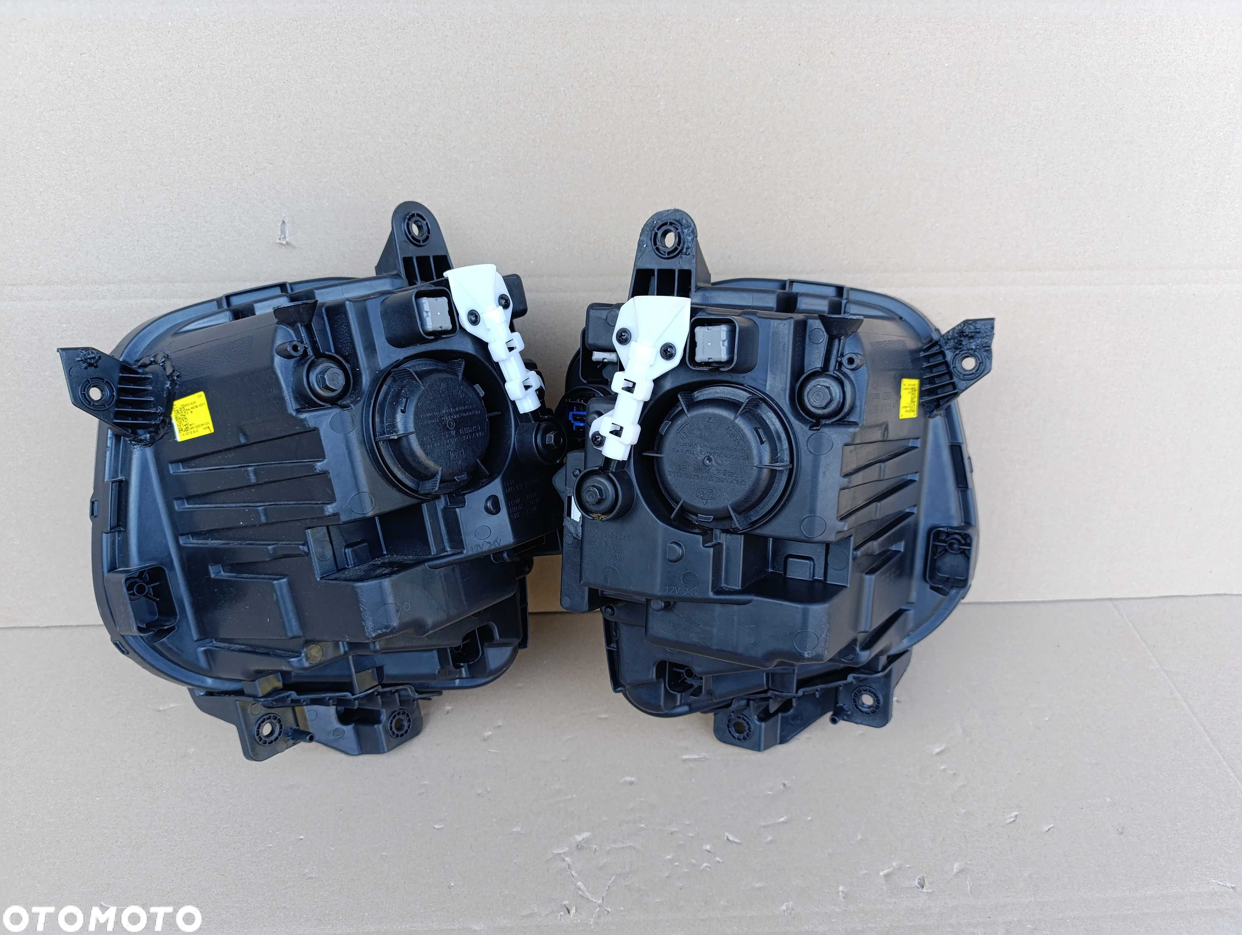 Hyundai Tucson IV Lampa lewa prawa halogen LED DRL reflektor halogeny - 8