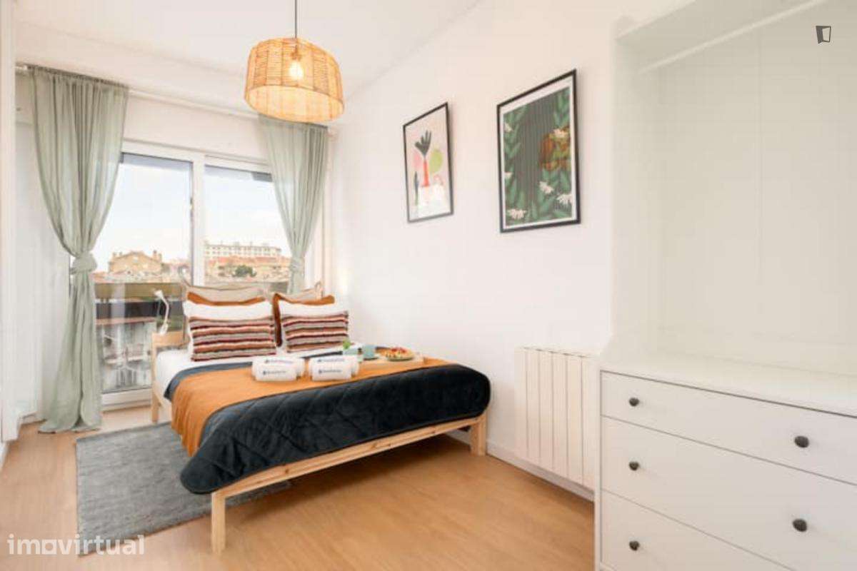 Apartamento com 3 quartos - localizado em Cedofeita Porto - Grande imagem: 2/28