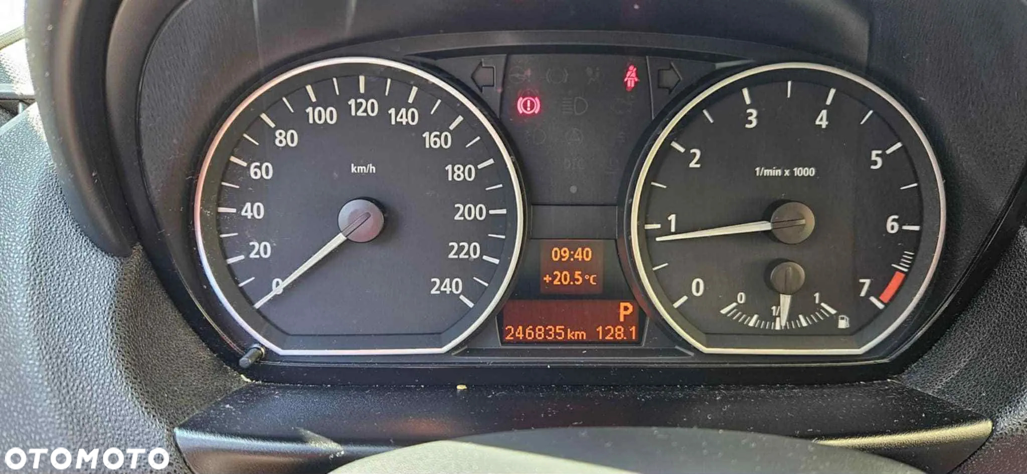BMW Seria 1 118i - 6