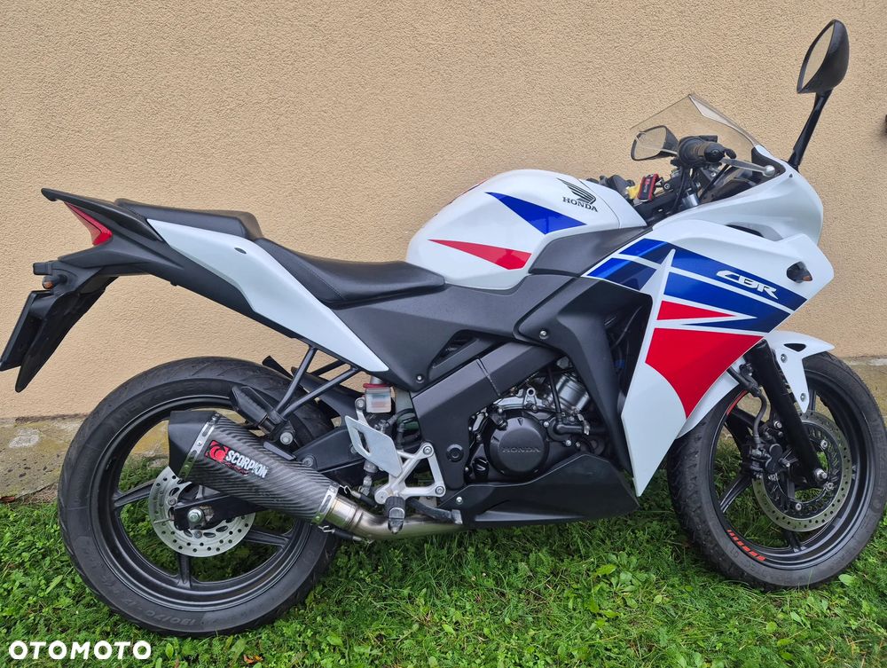 Honda CBR - 1