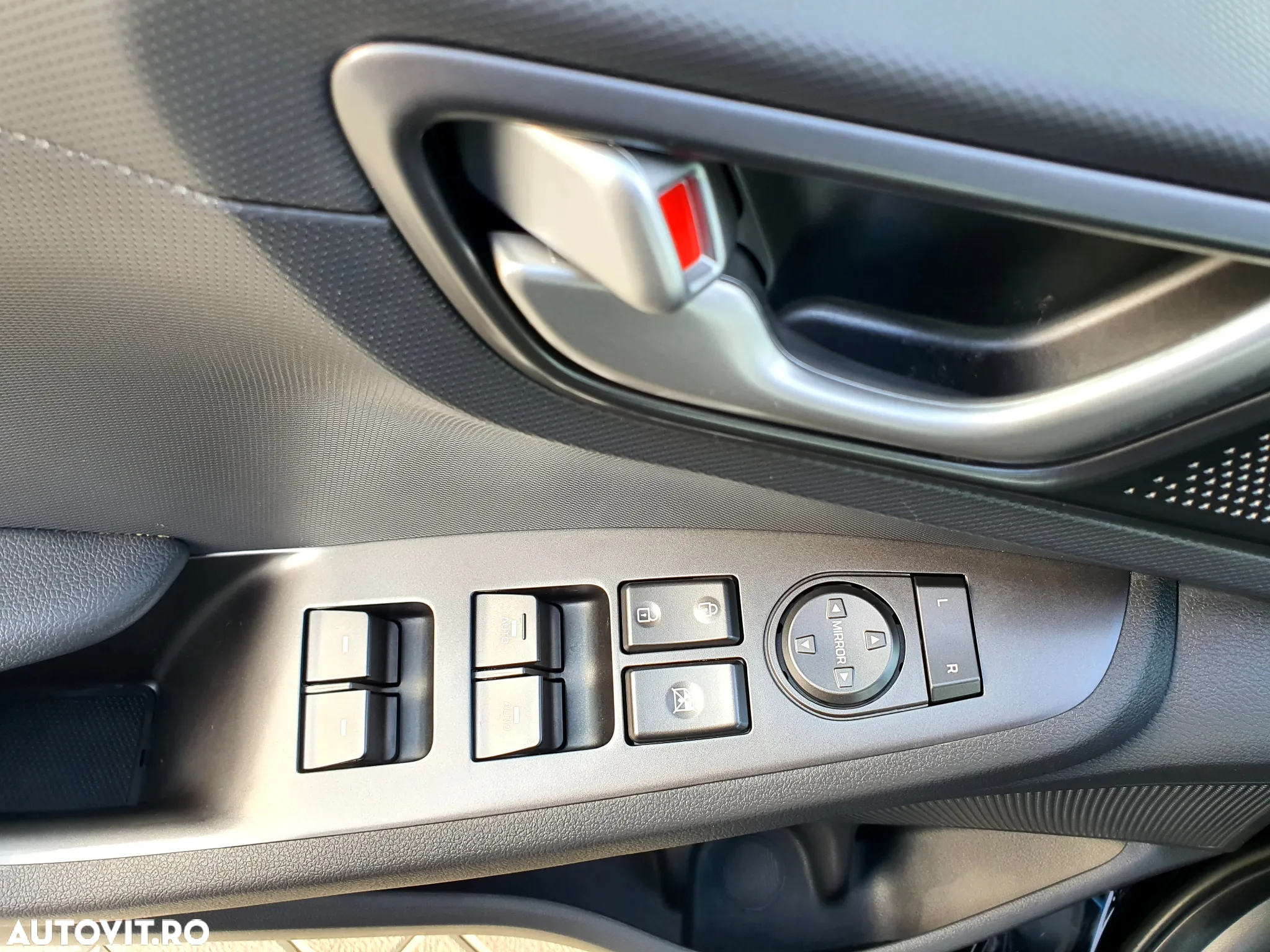 Hyundai IONIQ Plug-in-Hybrid 1.6 GDI Style - 21