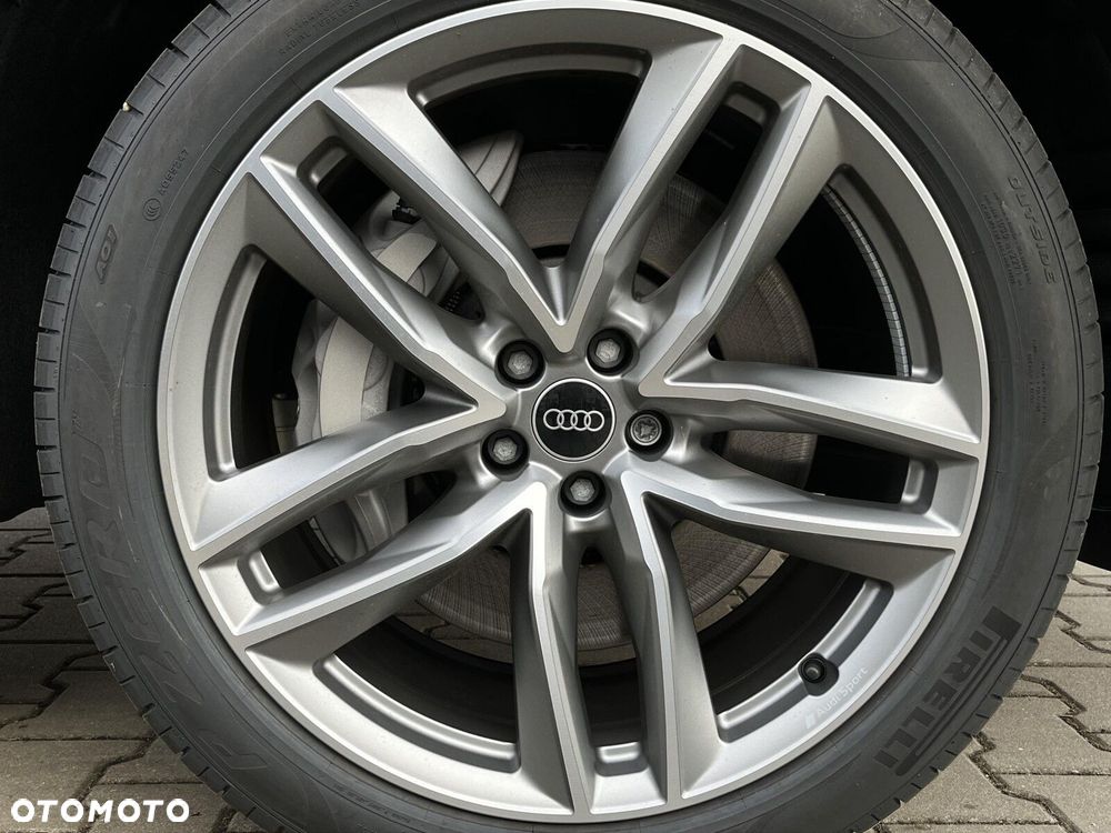 Audi Q7 - 12