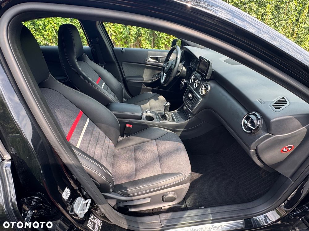 Mercedes-Benz Klasa A 180 BlueEfficiency Edition Style - 14