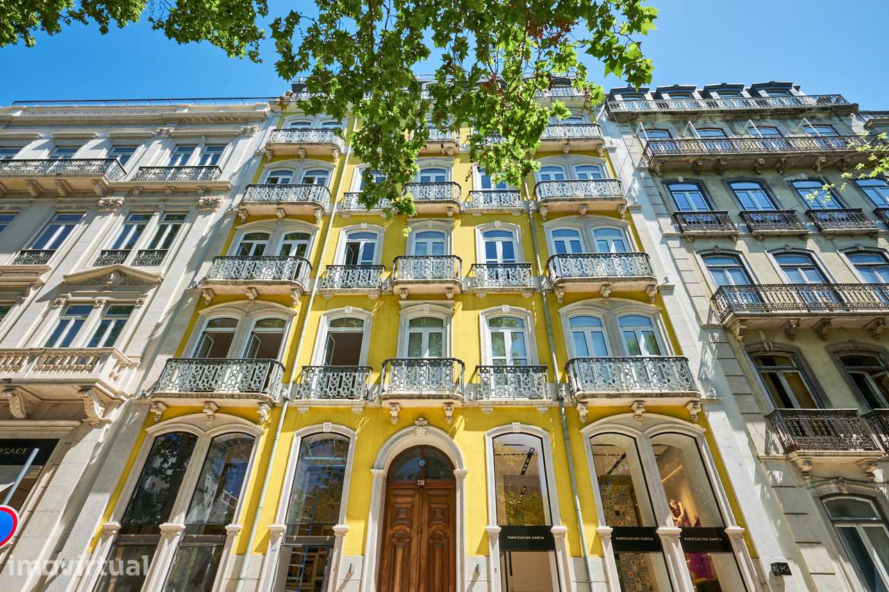 Charmoso e luxuoso apartamento T2 com garagem no "Condomínio Opera" - Grande imagem: 2/41