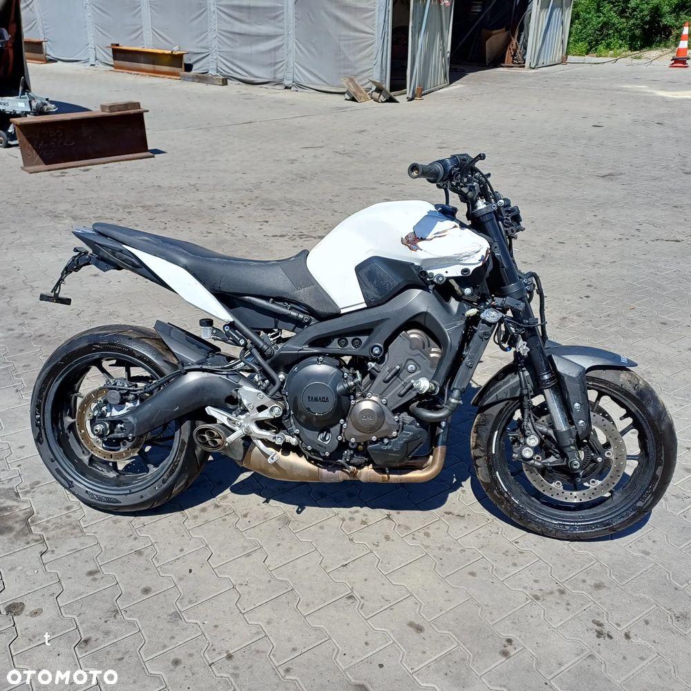 Yamaha MT - 2