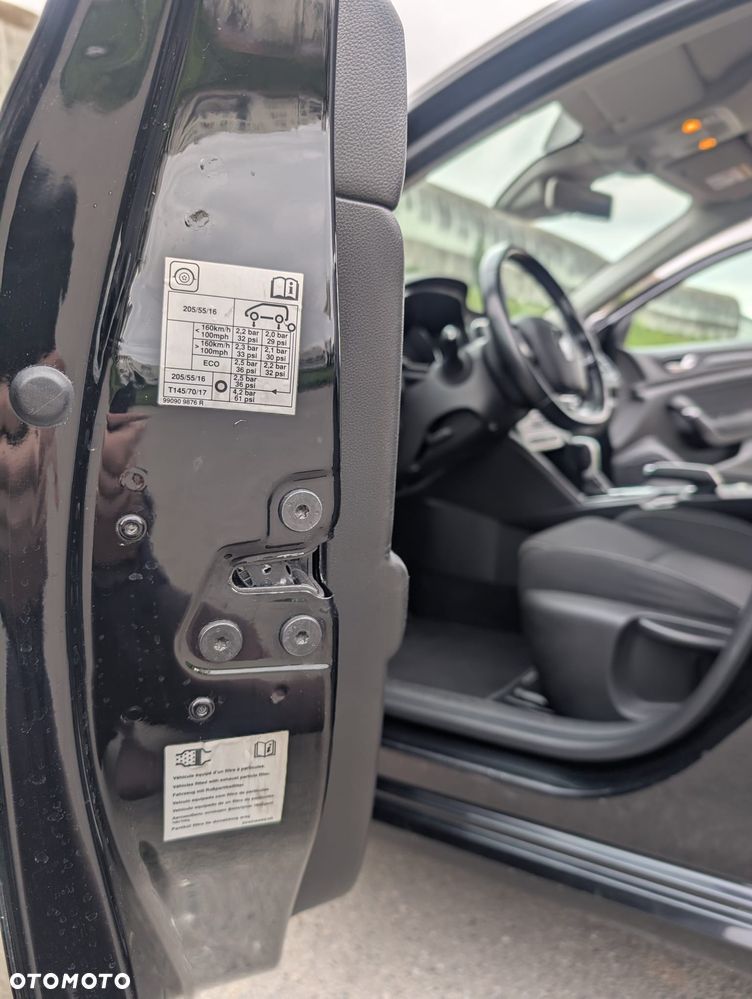 Renault Megane 1.5 dCi Zen EDC - 33