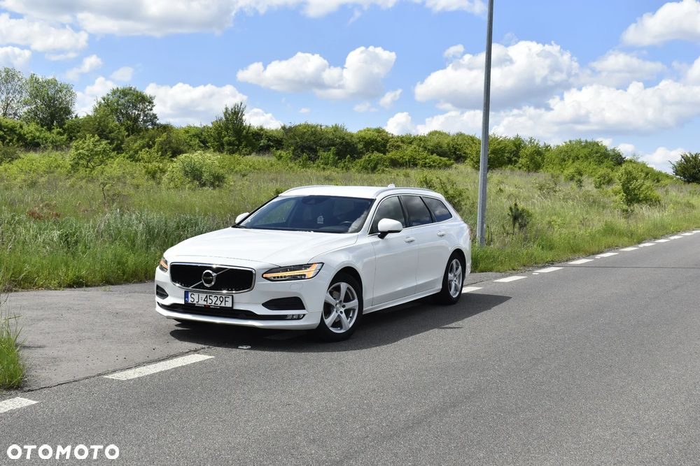 Volvo V90 D4 Momentum Pro - 2