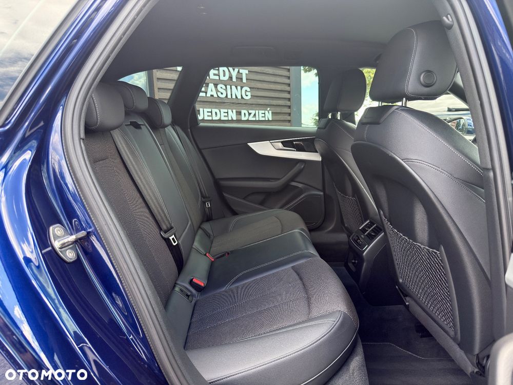 Audi A4 Avant 40 TFSI mHEV S Line S tronic - 22