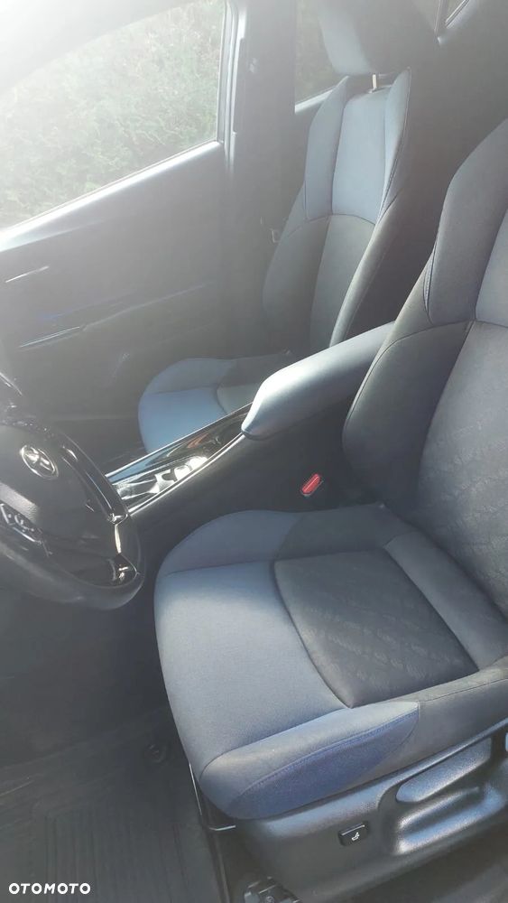 Toyota C-HR 1.8 Hybrid Dynamic - 8
