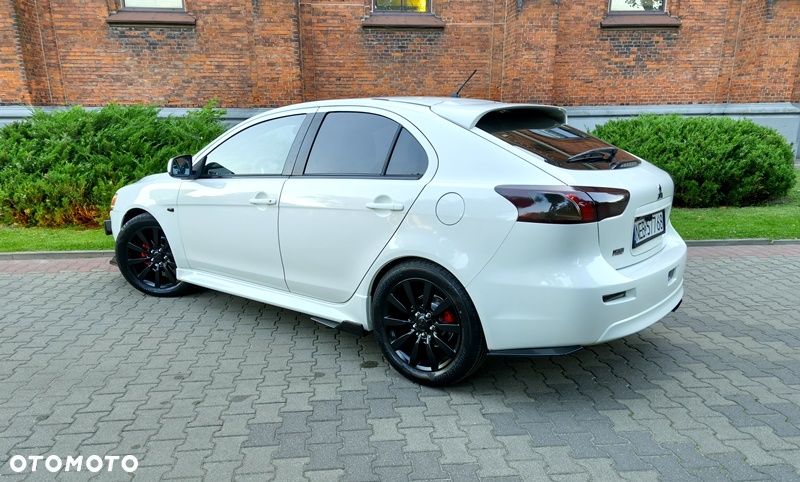 Mitsubishi Lancer 1.6 Invite - 31
