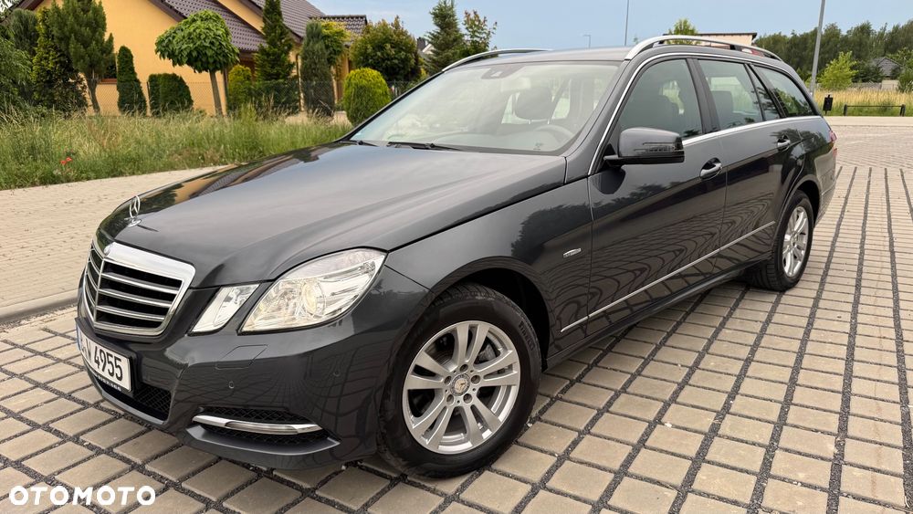 Mercedes-Benz Klasa E 200 CGI BlueEffICIENCY Avantgarde - 2