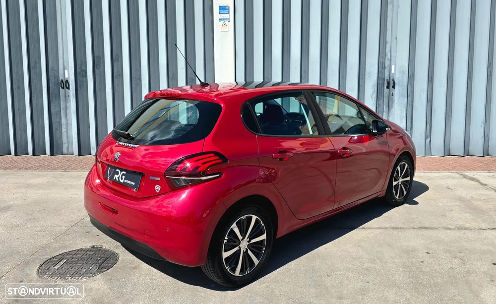Peugeot 208 1.2 PureTech Active - 5
