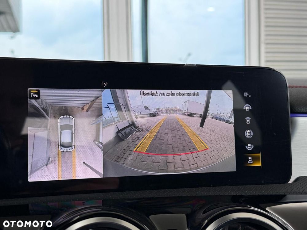 Mercedes-Benz CLA - 28