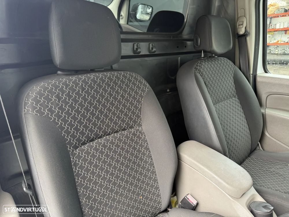 Renault KANGOO 1.5 DCI C/ AC + EXTRAS NACIONAL - 10