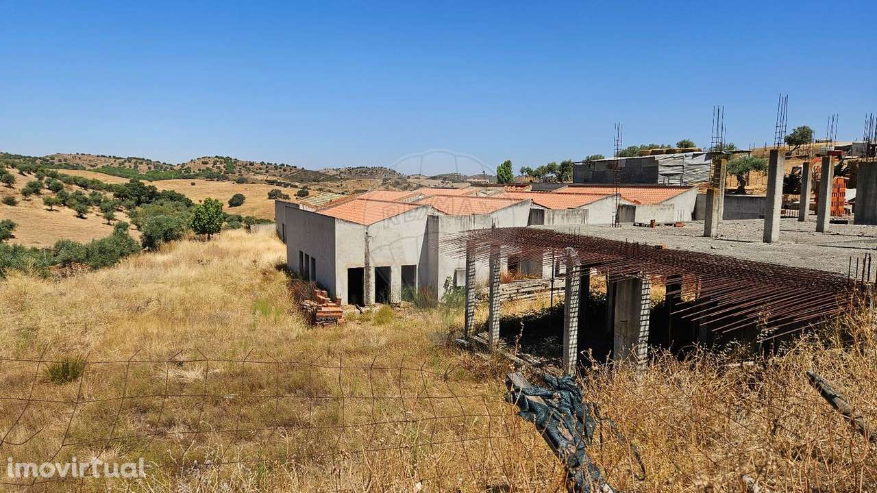 Terreno  para venda - Grande imagem: 2/4