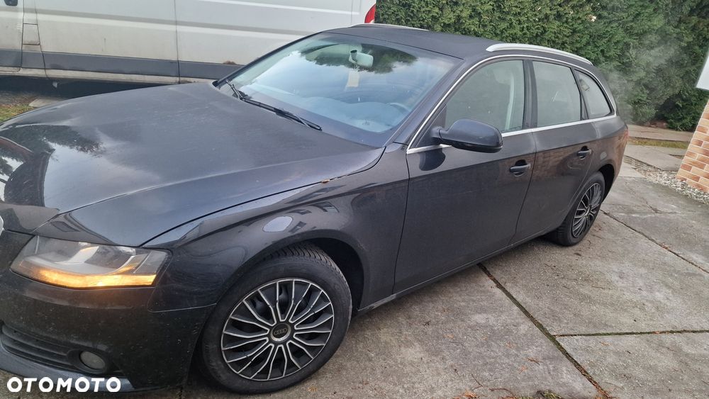 Audi A4 Avant - 4