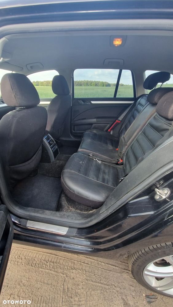 Skoda Superb 2.0 TDI DSG Comfort - 5