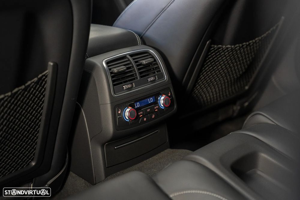 Audi RS6 Avant 4.0 TFSi quattro Tiptronic - 26