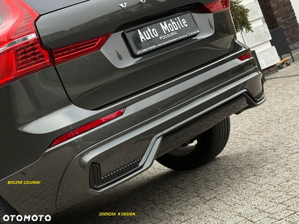 Volvo XC 60 B4 D AWD Plus Dark - 33