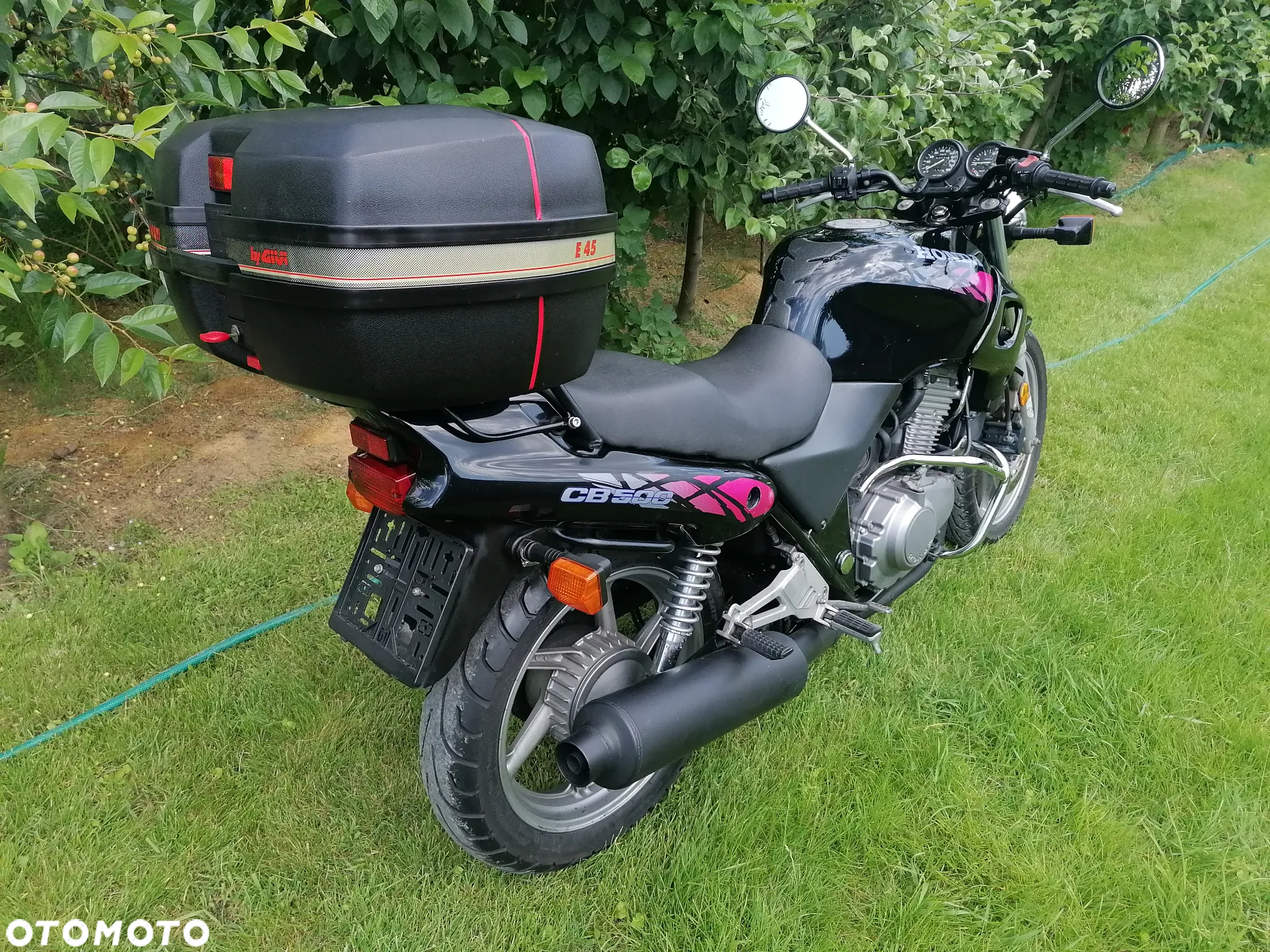 Honda CB - 10