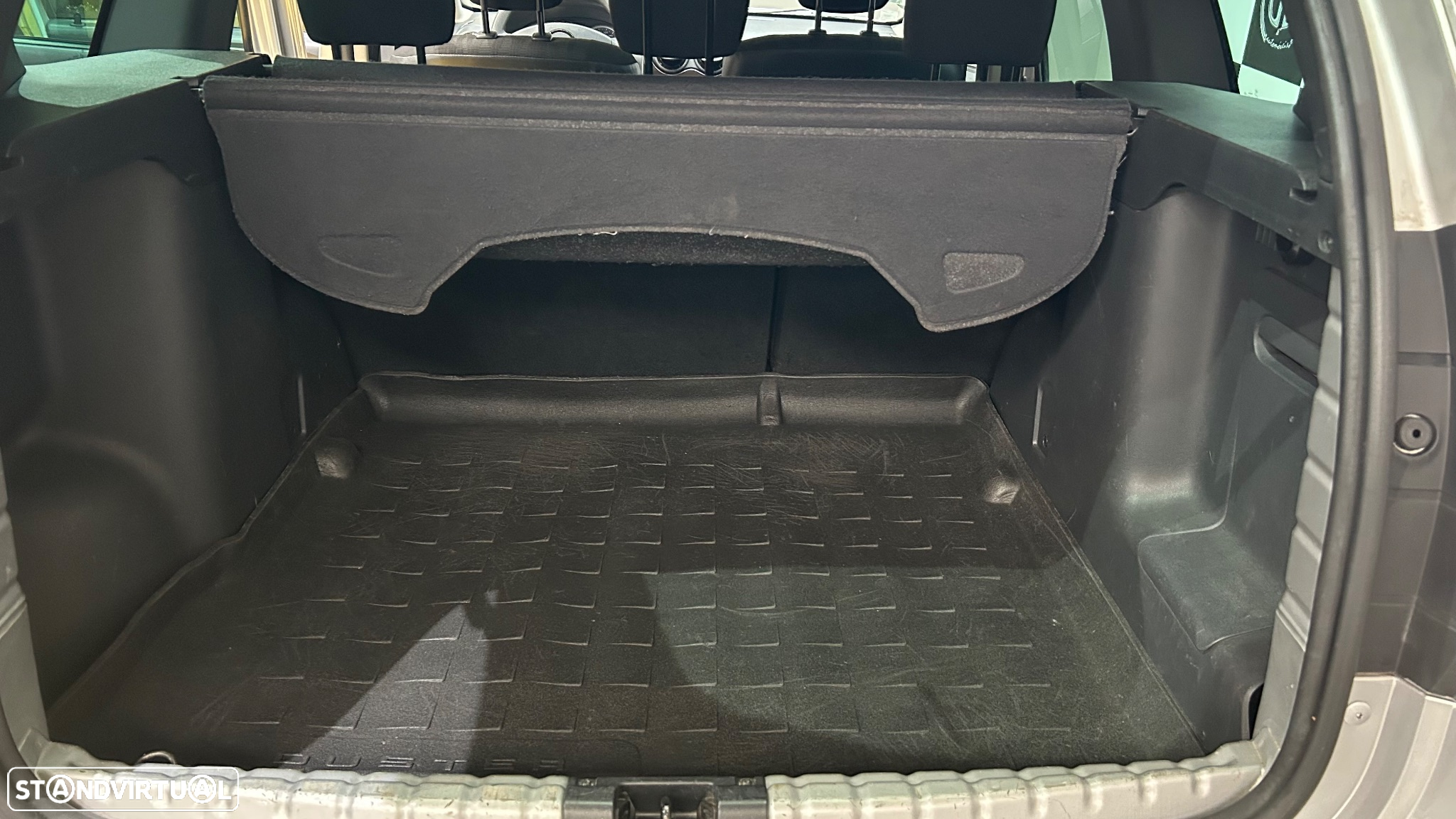 Dacia Duster 1.5 dCi Confort - 17