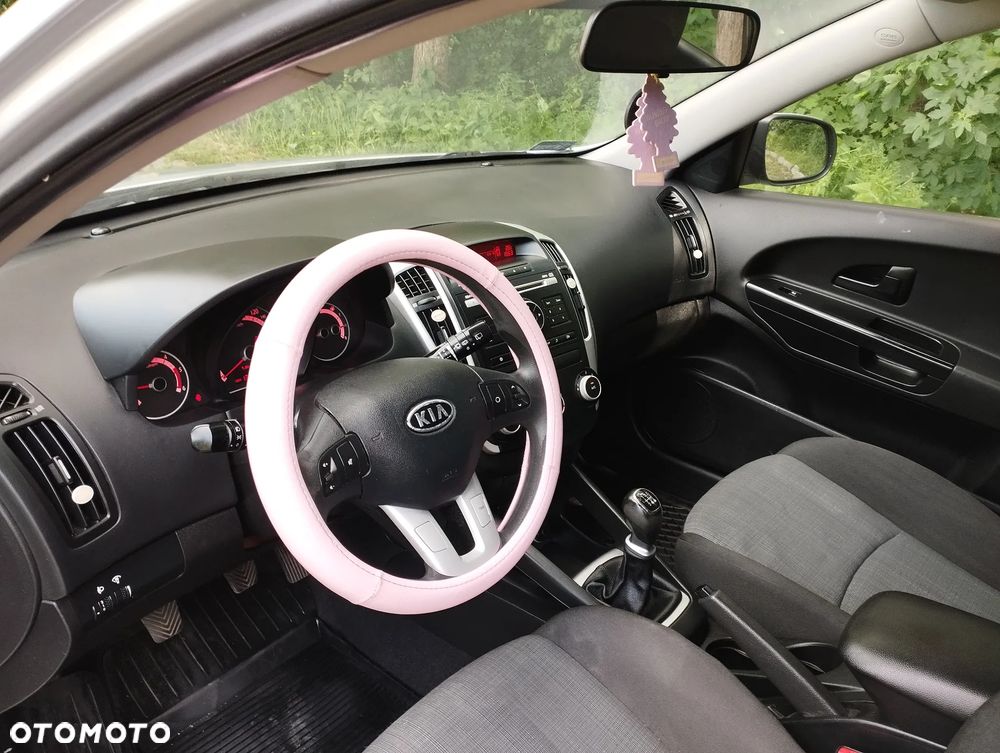 Kia Ceed 1.6 Crdi Comfort + - 21