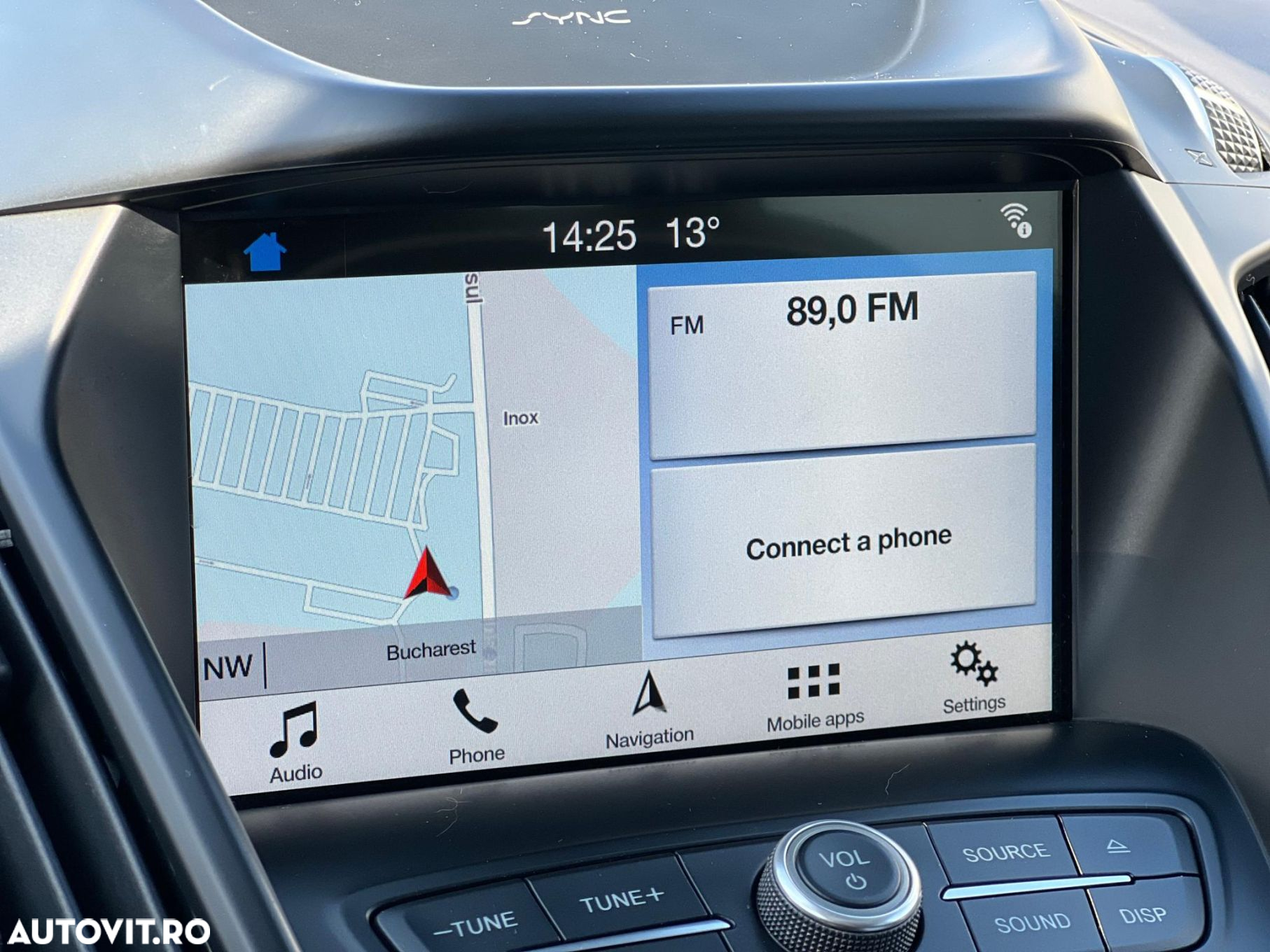 Ford Kuga 2.0 TDCi 4WD Powershift Vignale - 11