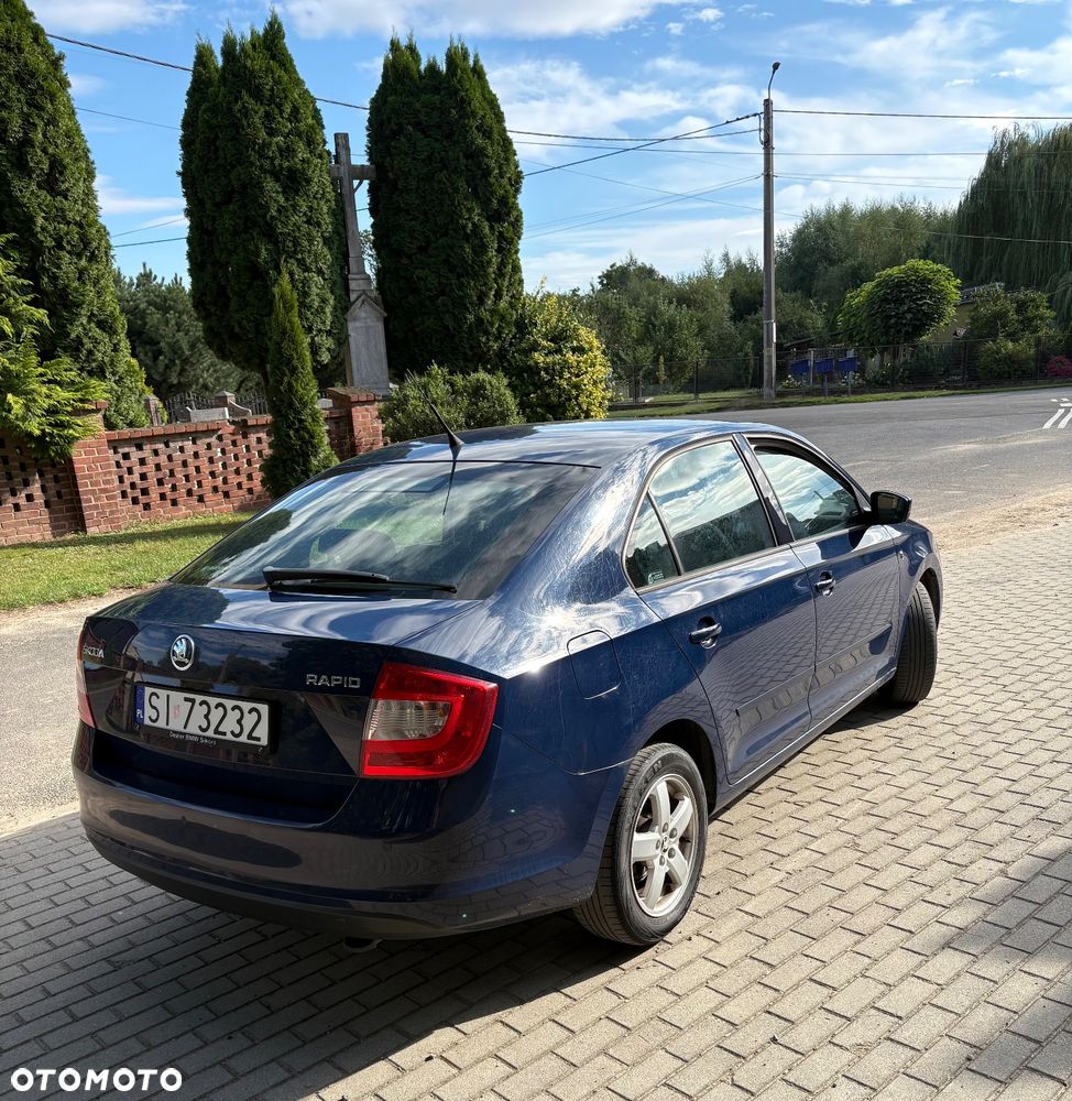Skoda RAPID 1.6 TDI DPF Ambition - 3
