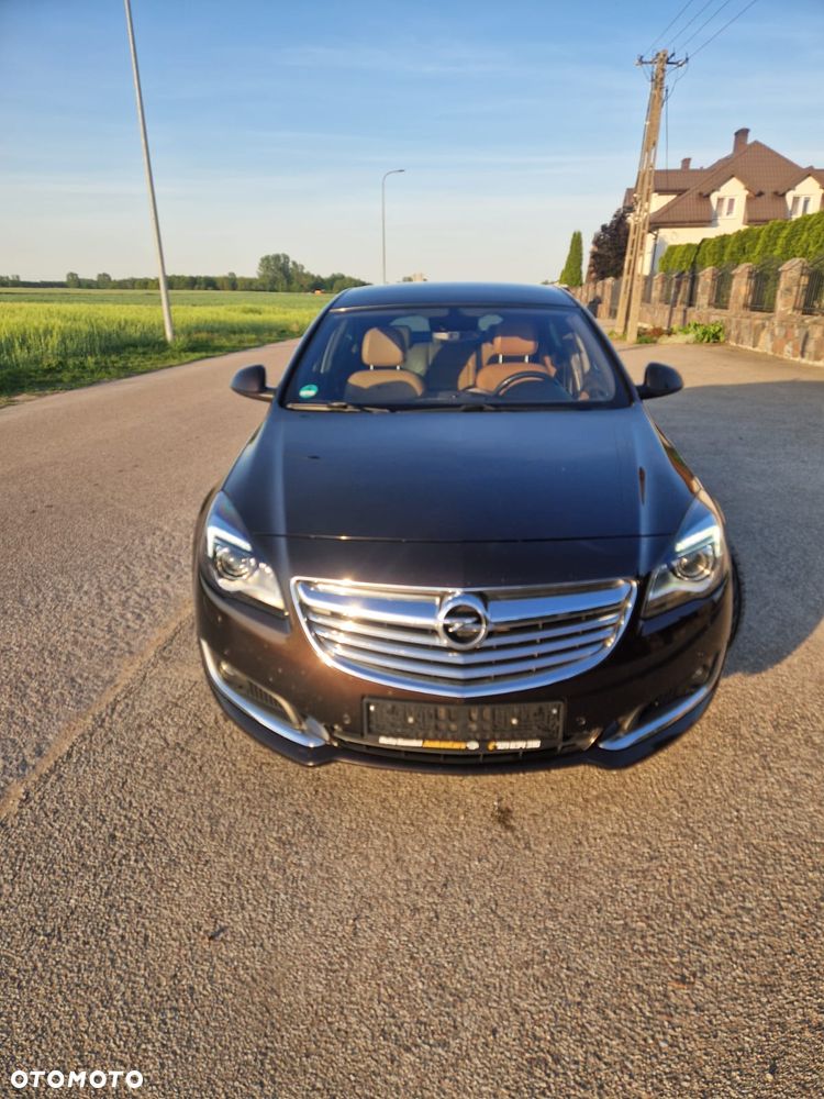 Opel Insignia - 15