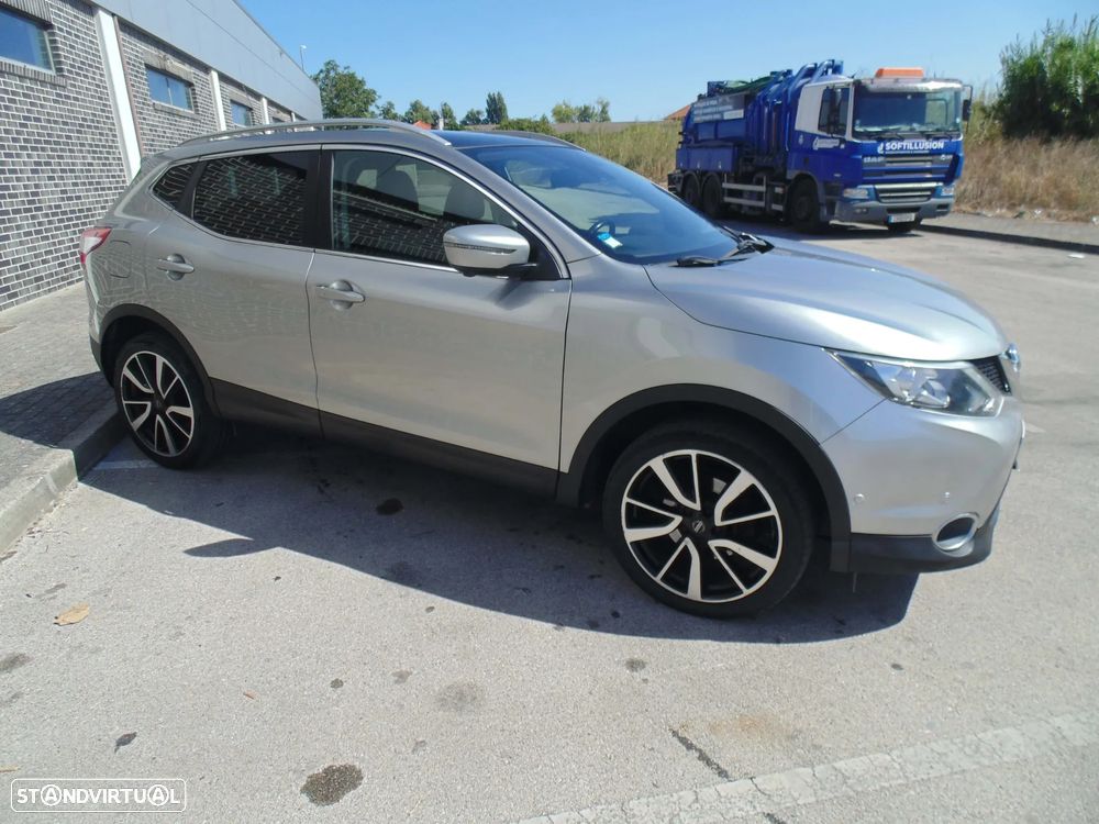 Nissan Qashqai 1.6 dCi Tekna Premium 18 360 - 8