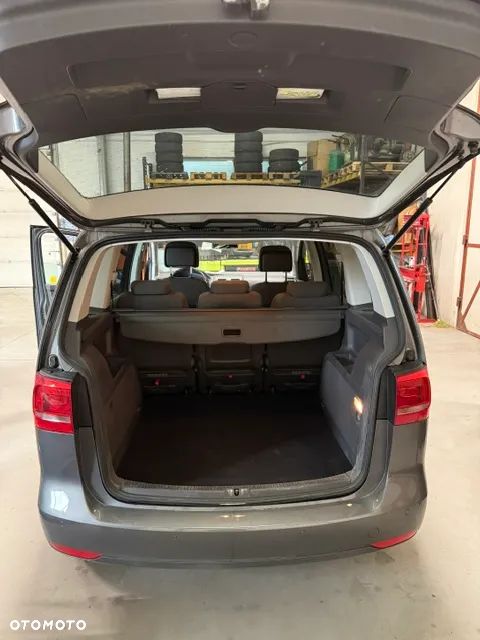 Volkswagen Touran 2.0 TDI DPF Highline - 7
