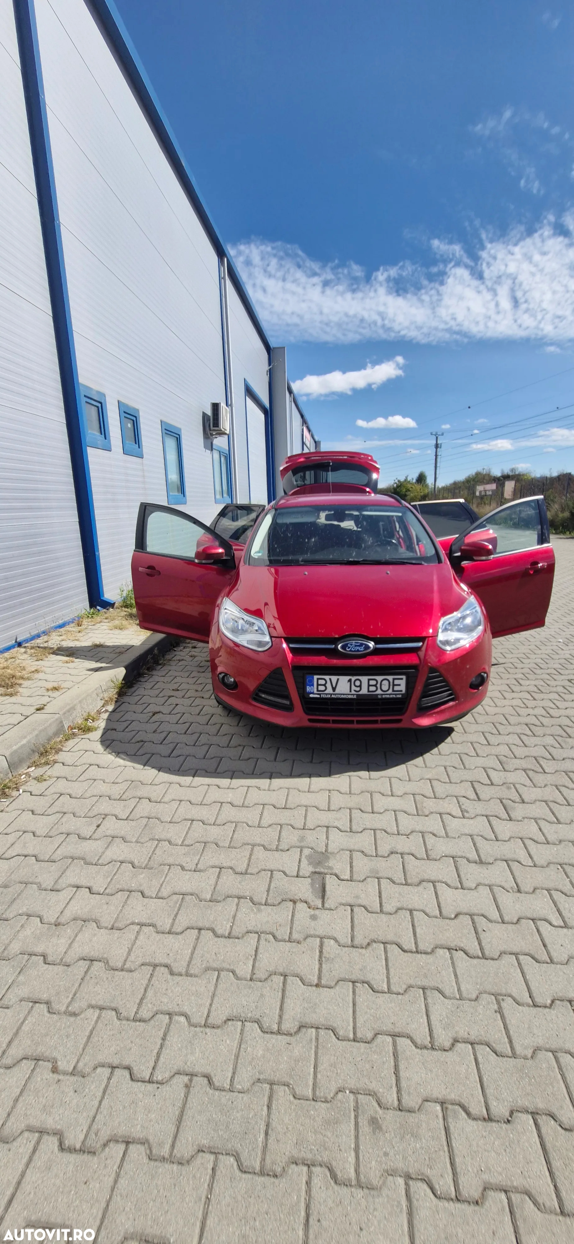Ford Focus 1.0 EcoBoost Titanium - 9