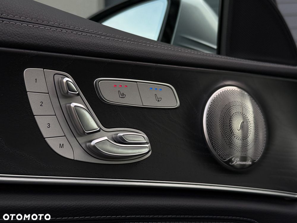 Mercedes-Benz Klasa E 220 d 4-Matic AMG - 18