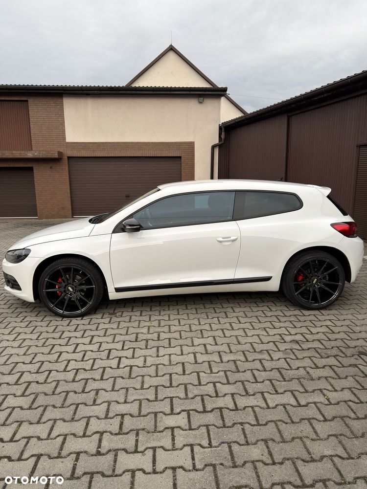 Volkswagen Scirocco - 3