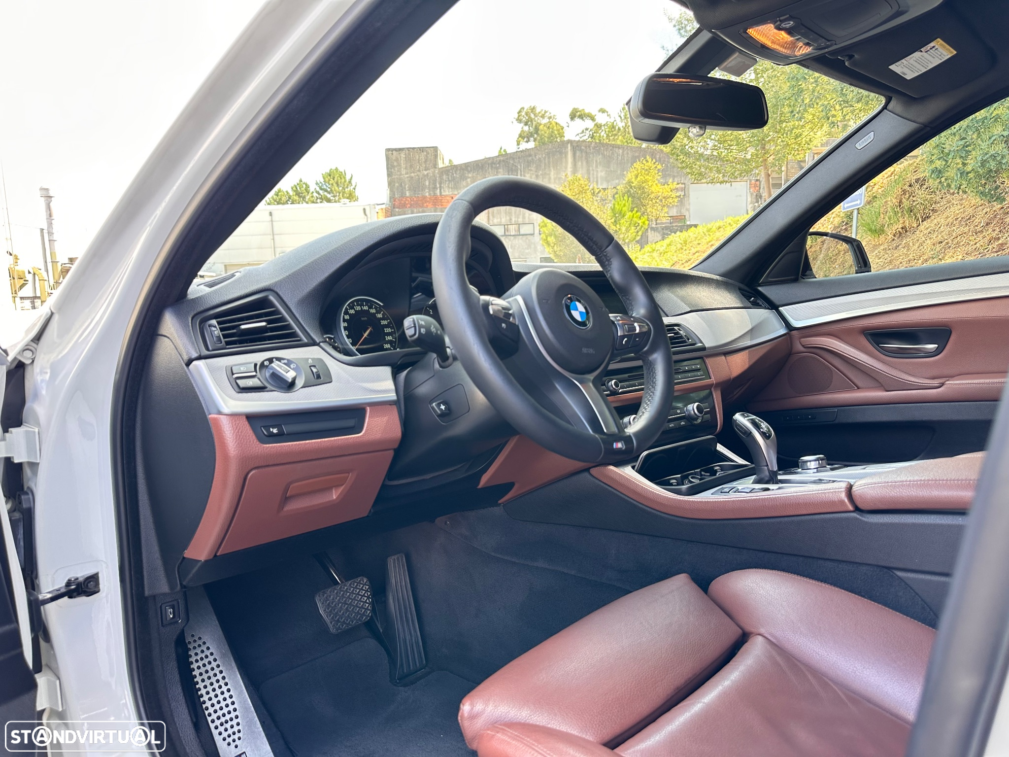 BMW 525 d Pack M Auto - 8