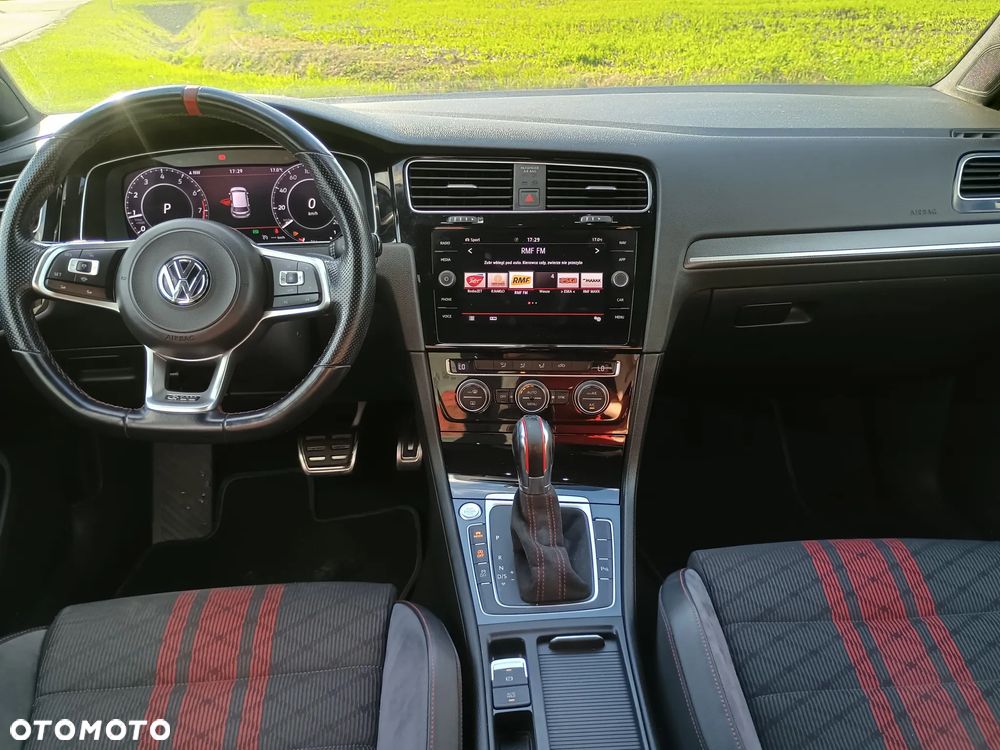 Volkswagen Golf 2.0 TSI GTI TCR DSG - 13