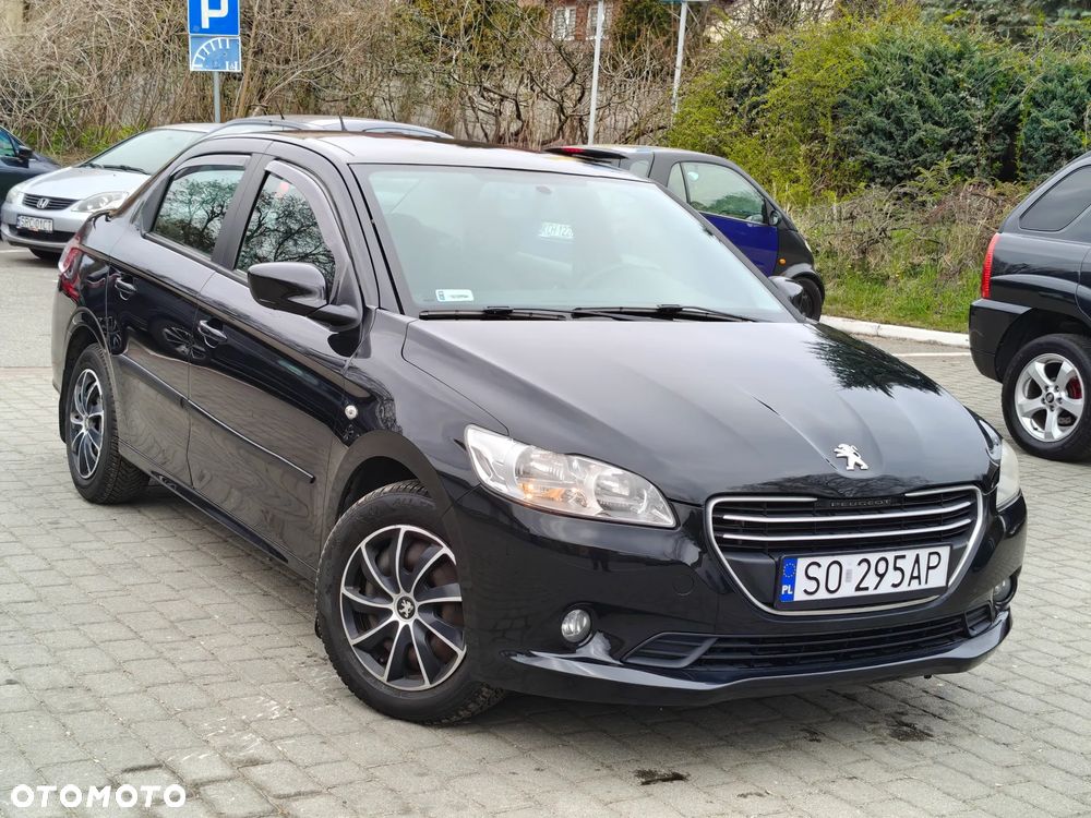 Peugeot 301 1.2 VTi/Pure Tech Allure - 1