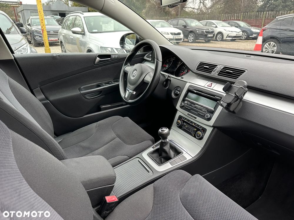 Volkswagen Passat 2.0 TDI DPF Comfortline - 16