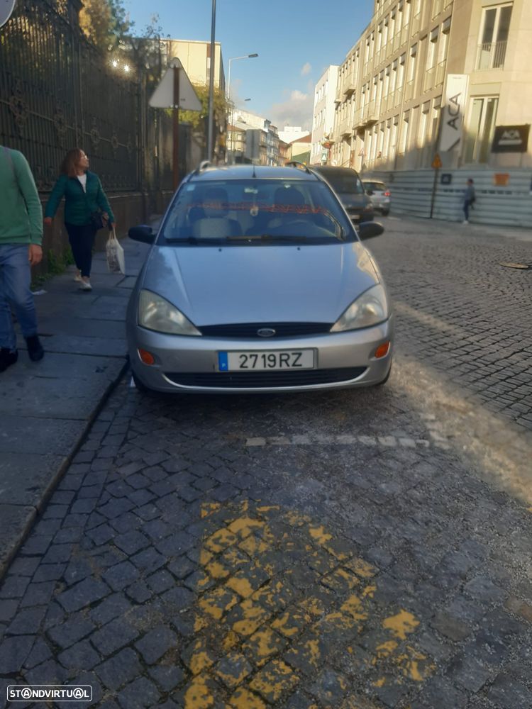 Ford Focus 1.4 Ambiente - 15
