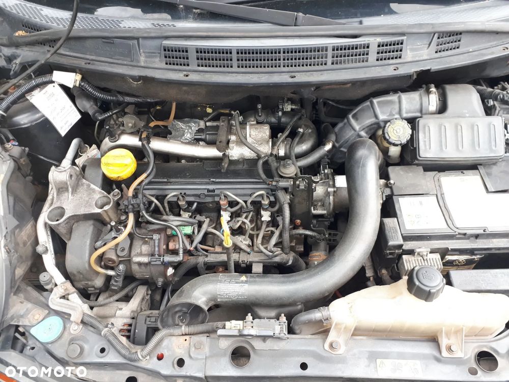 NISSAN MICRA K12 03-07 MASKA PRZÓD PRZEDNIA POKRYWA SILNIKA Z11 - 17