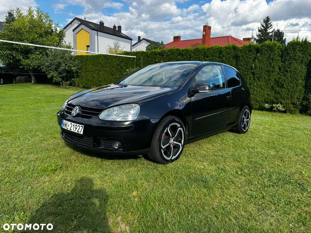Volkswagen Golf - 6