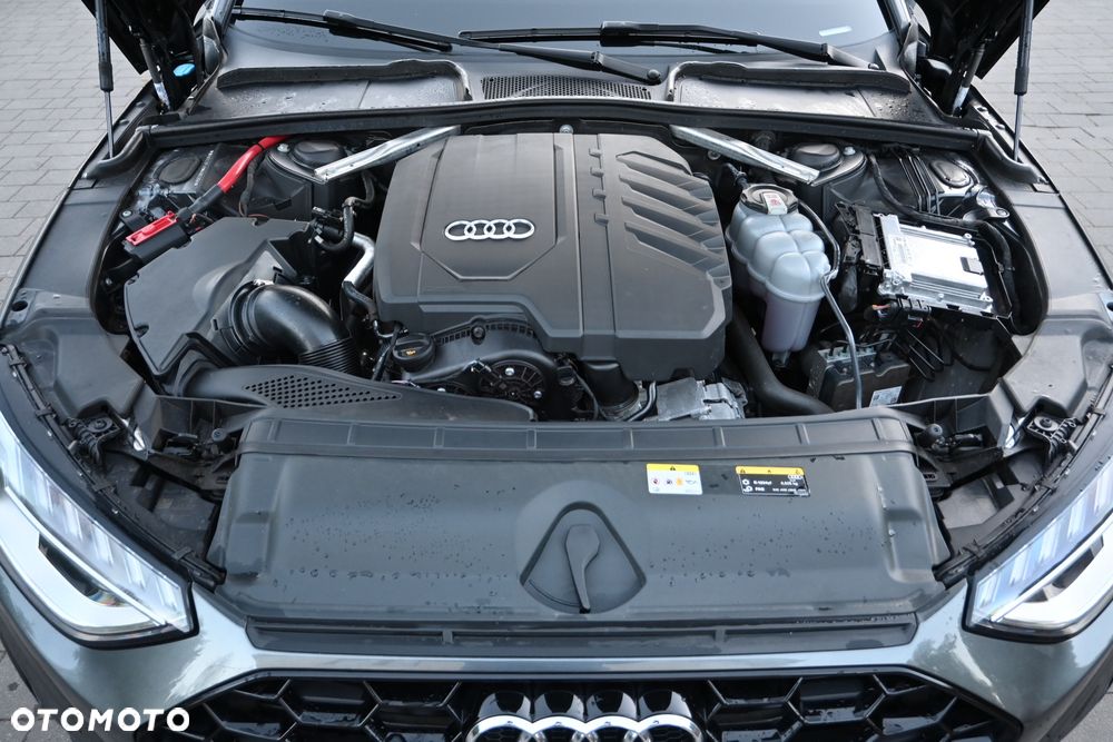 Audi A4 Limousine 35 TFSI S tronic S line - 35