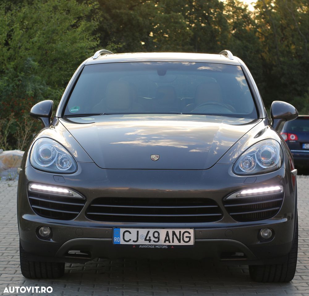 Porsche Cayenne 3.0 L V6 - 2