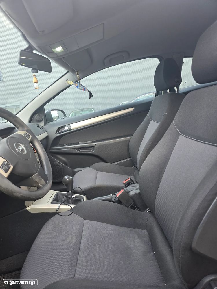 Opel Astra GTC 1.7 CDTI - 5