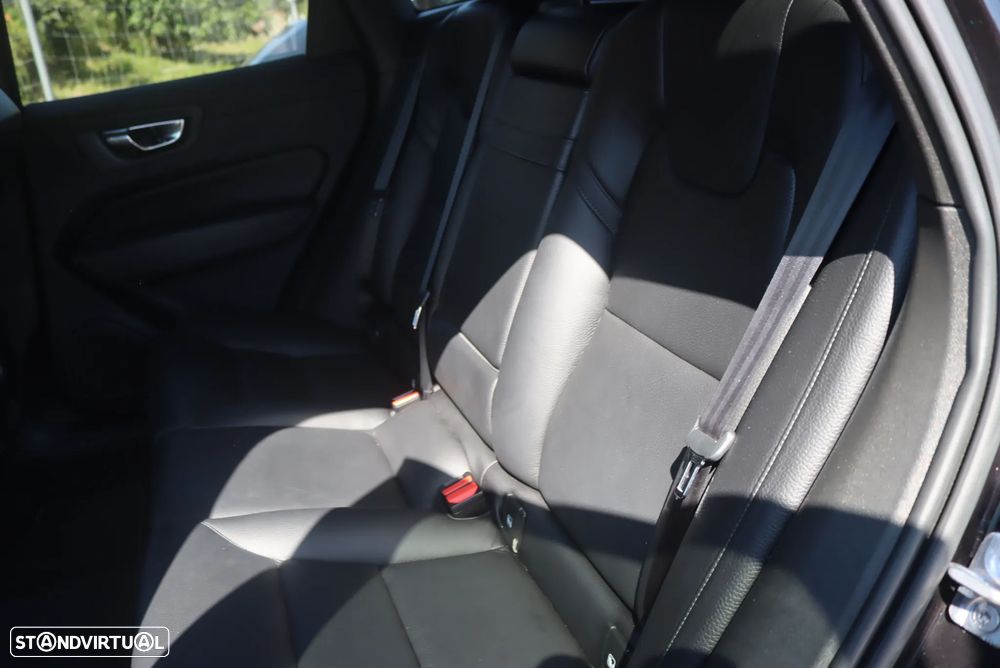 Volvo XC 60 D4 Geartronic RDesign - 5