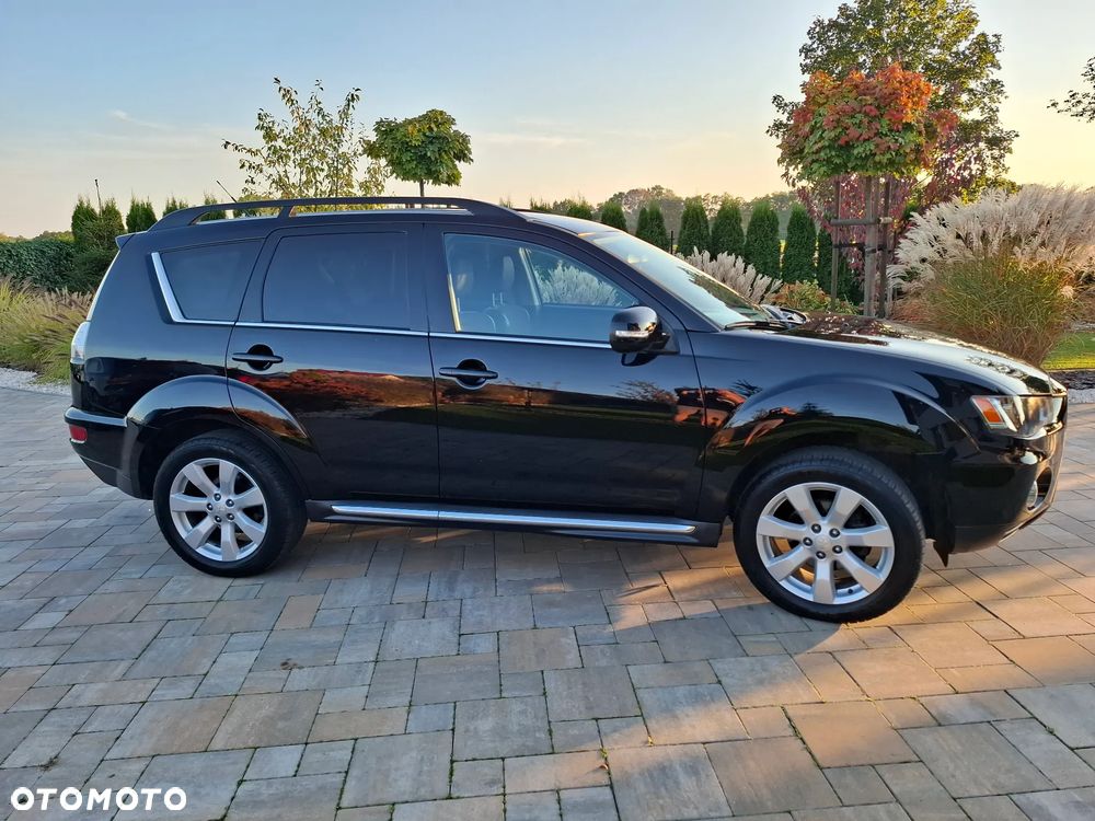 Mitsubishi Outlander 2.0 2WD XTRA - 25