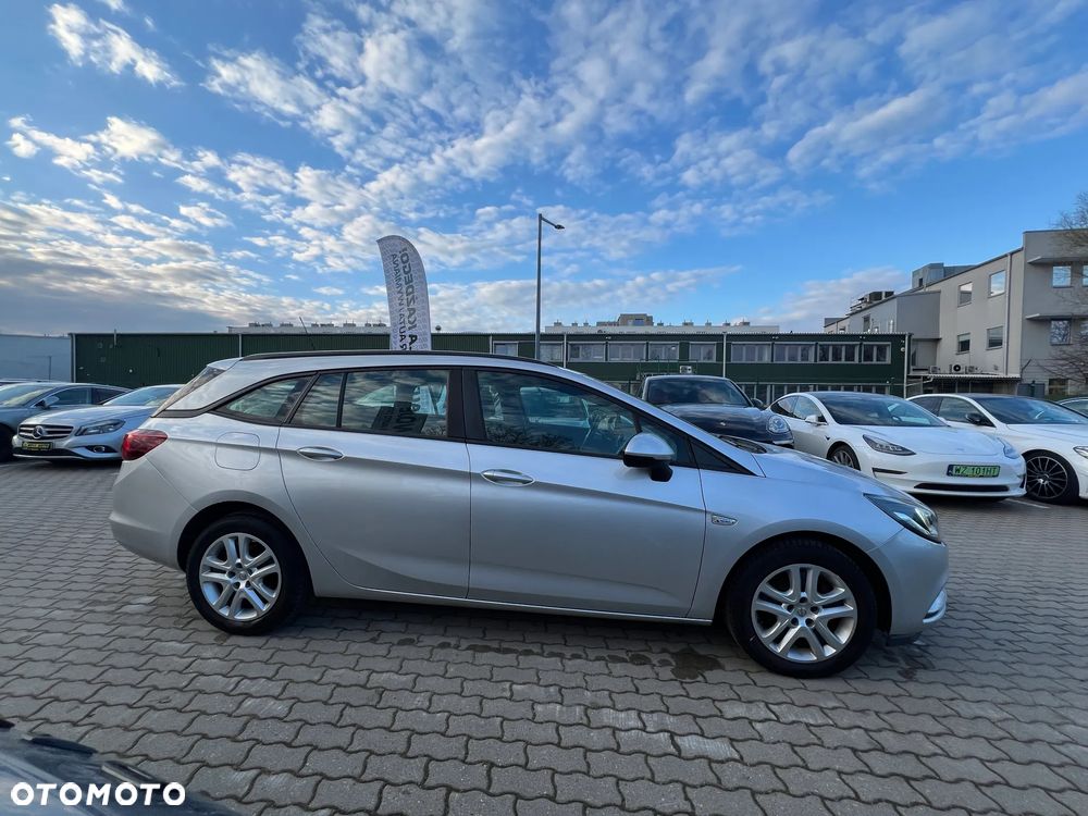 Opel Astra - 10