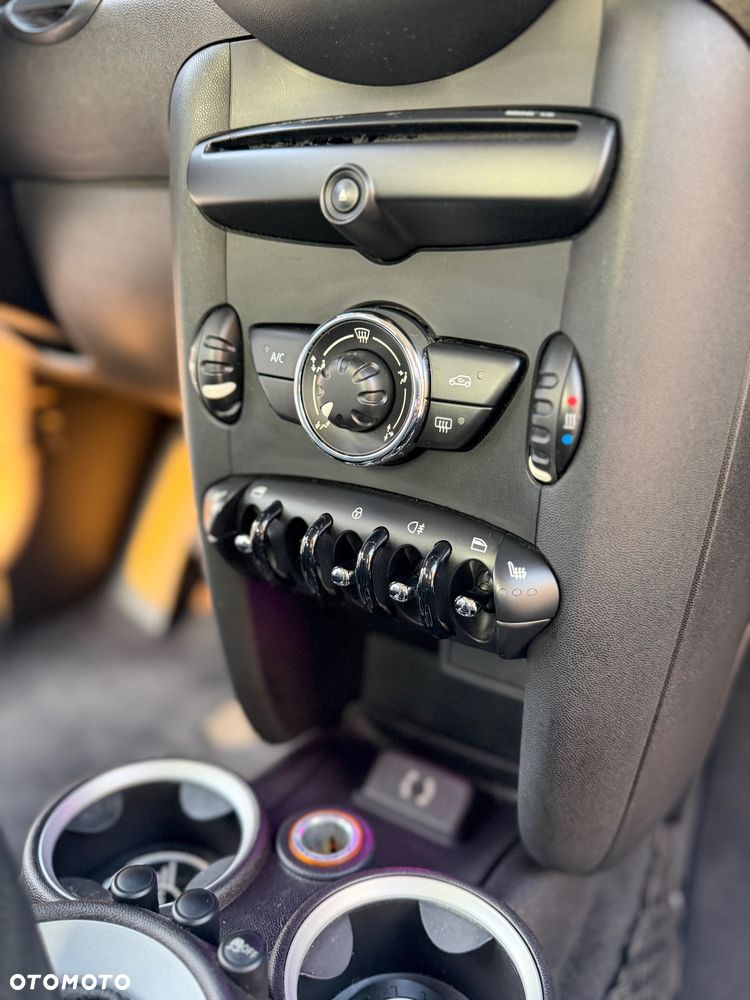 MINI ONE Standard - 13