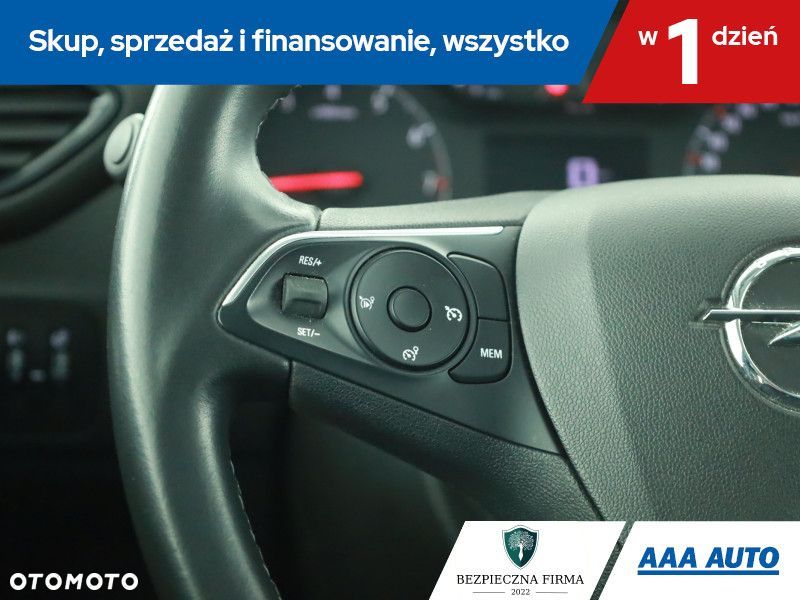 Opel Crossland X - 18